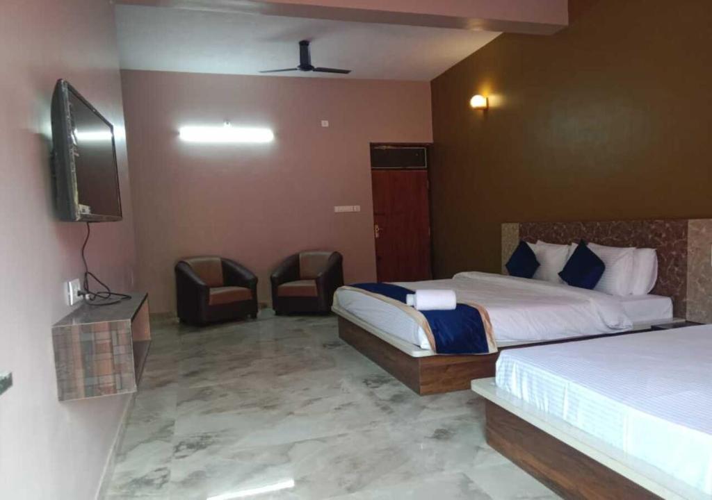 Гокарна: Hotel Golden Heights Gokarna