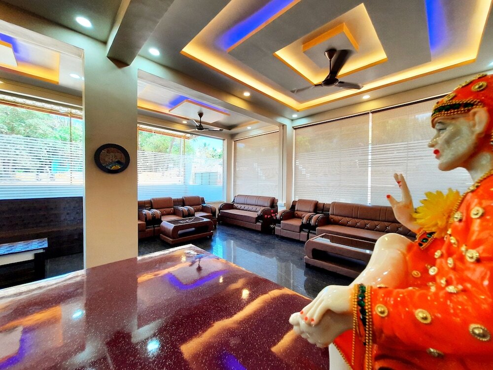 Гокарна: Hotel Golden Heights Gokarna