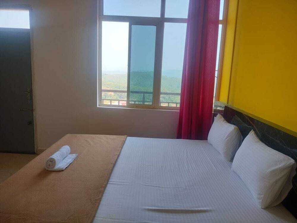 Гокарна: Hotel Golden Heights Gokarna