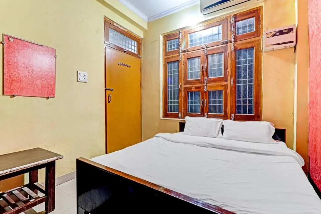 Гвалиор: OYO Flagship 806023 Hotel Royal