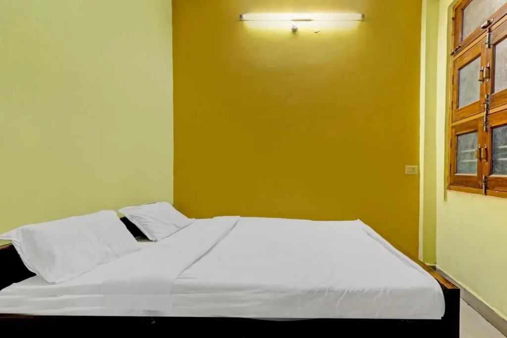 Гвалиор: OYO Flagship 806023 Hotel Royal