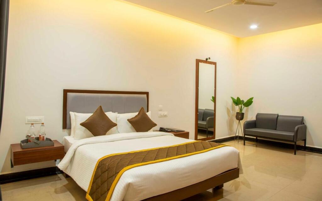 Хоспет: The Fortune Hotel By Swathi Group