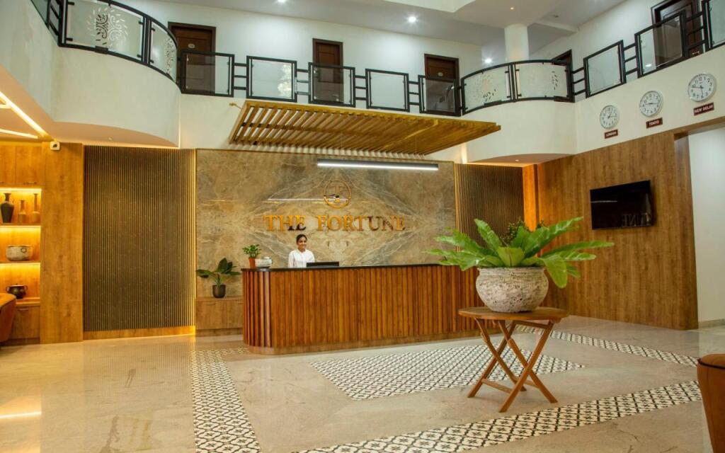 Хоспет: The Fortune Hotel By Swathi Group