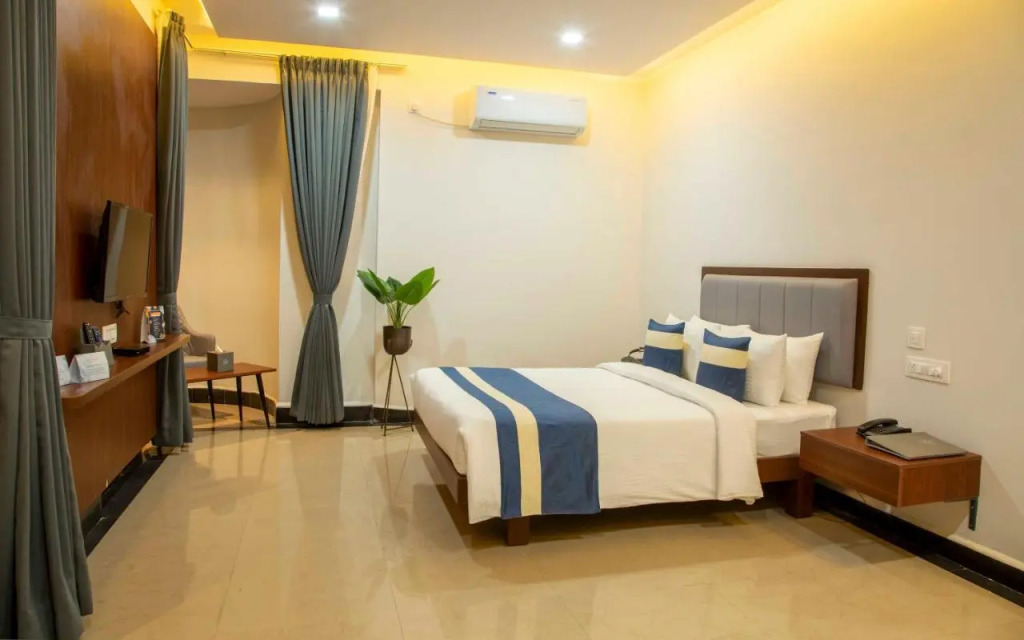 Хоспет: The Fortune Hotel By Swathi Group