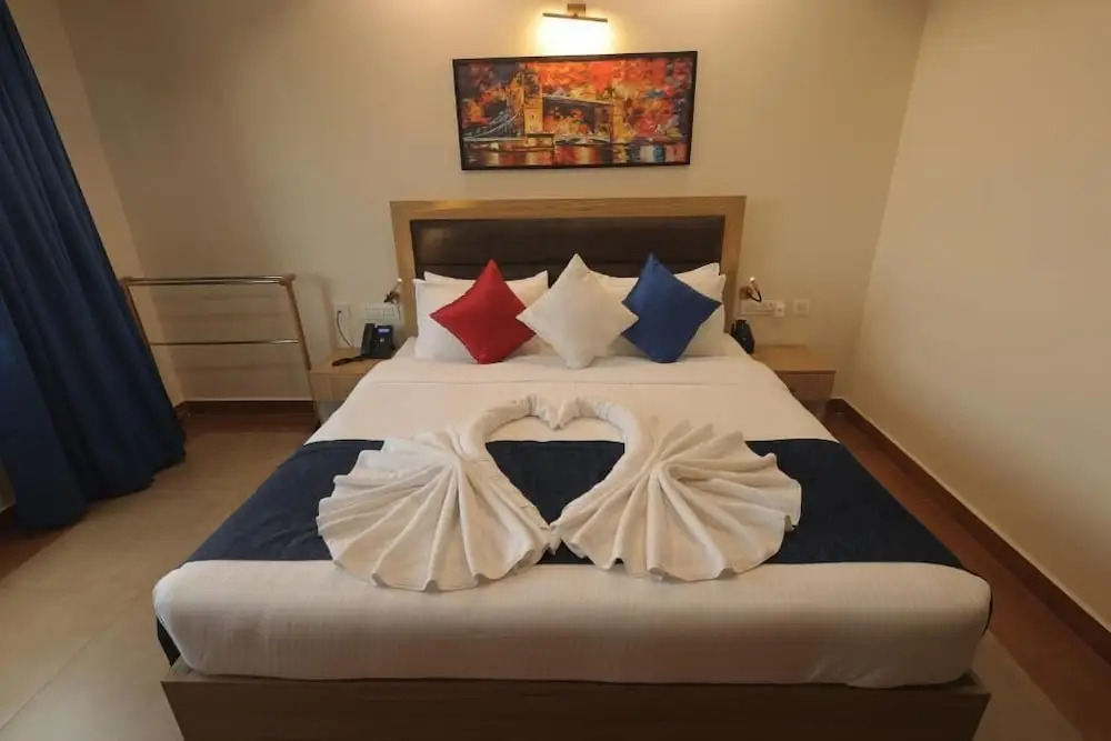 Хосур: MJ Avyanna Resort & Convention Centre