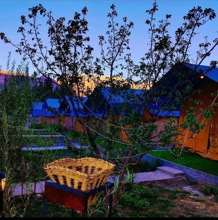 Хундер: The Grand Ghazi Clover Camp