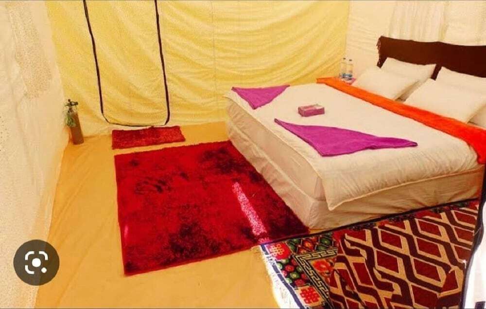 Хундер: The Grand Ghazi Clover Camp
