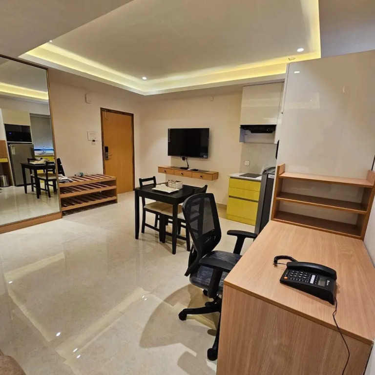 Хидерабад: Western Suites
