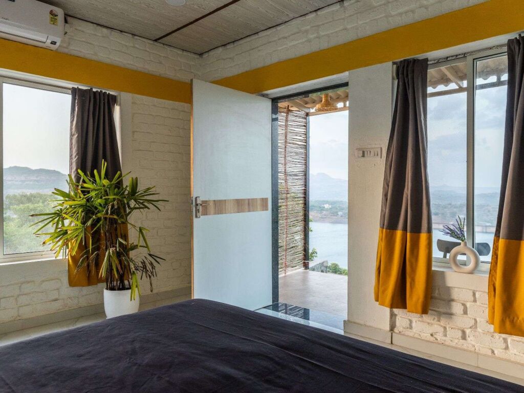 Игатпури: The Hosteller Bhandardara