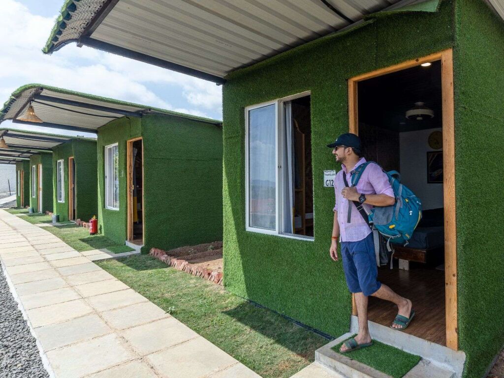 Игатпури: The Hosteller Bhandardara
