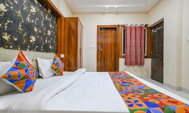 Индаур: FabHotel Royal Palace Indore