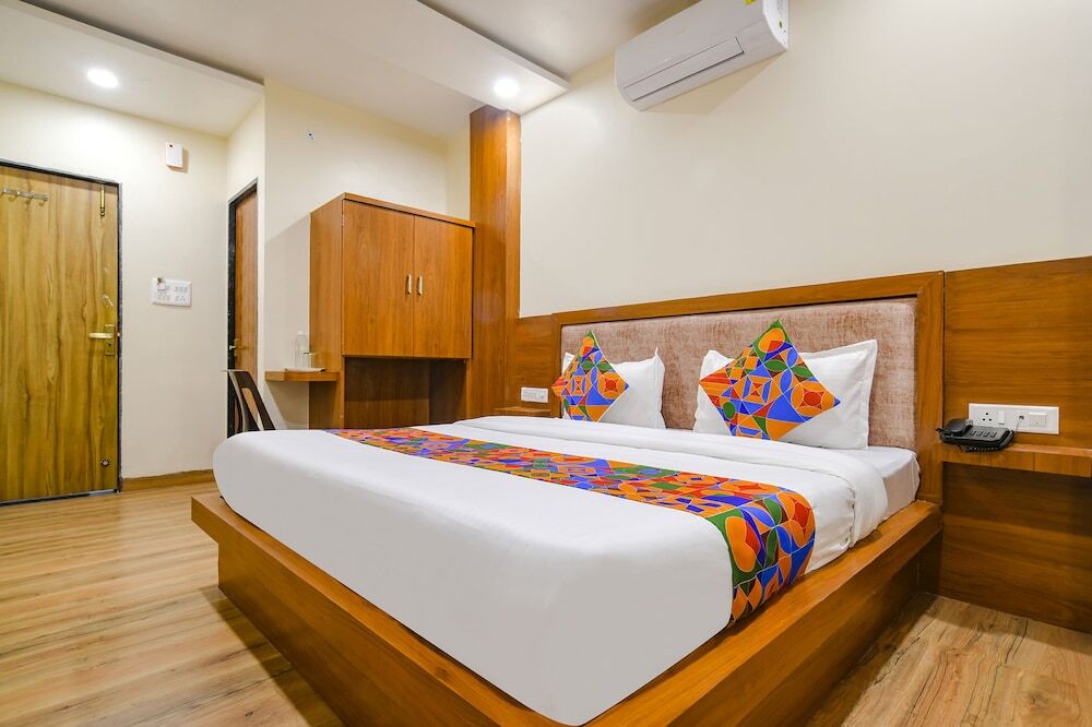 Индаур: Fabhotel Atharv