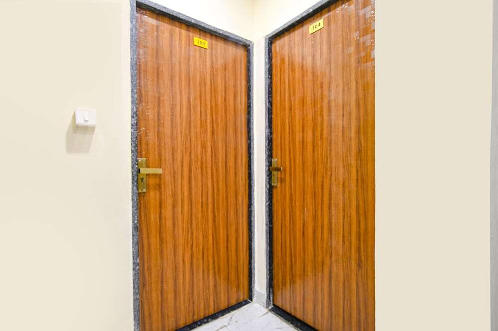 Индаур: Fabhotel Atharv