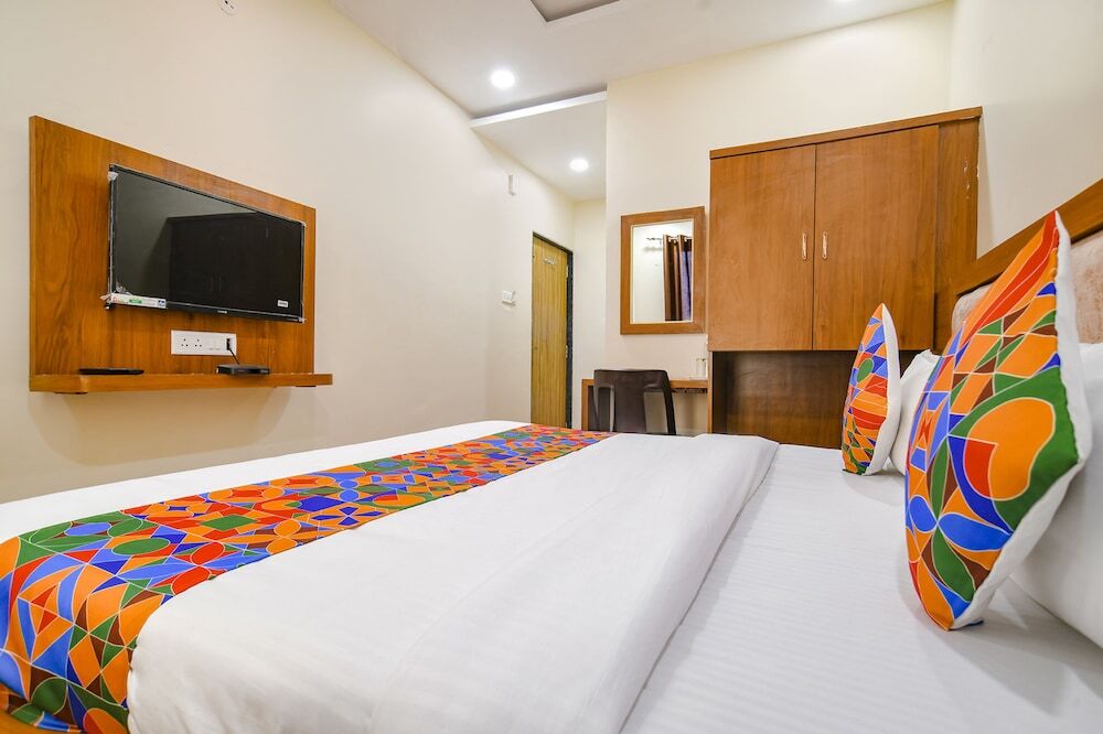 Индаур: Fabhotel Atharv