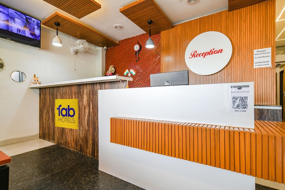 Индаур: Fabhotel Unity Landmark