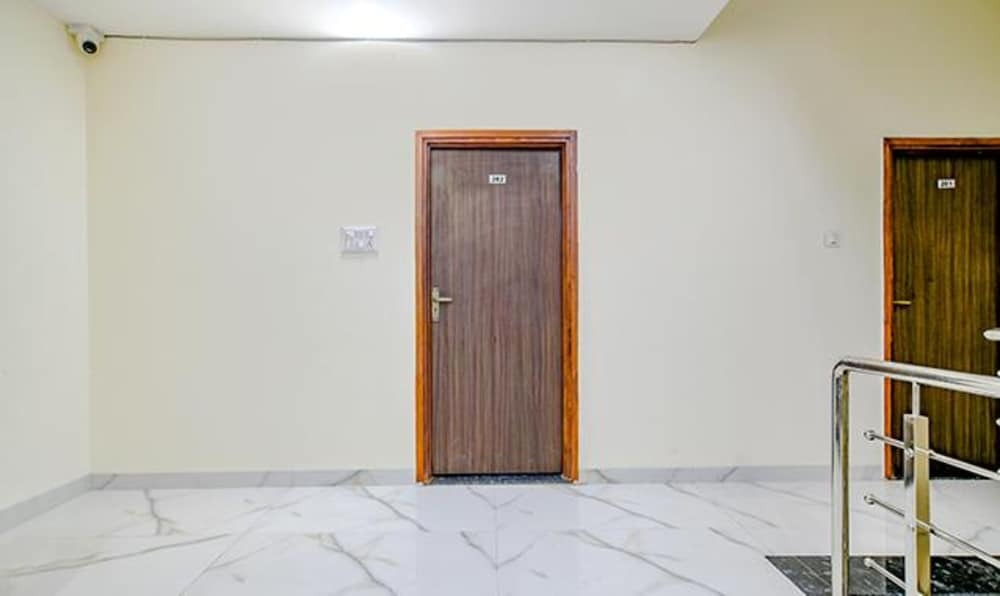 Индаур: Fabhotel Dr Greens