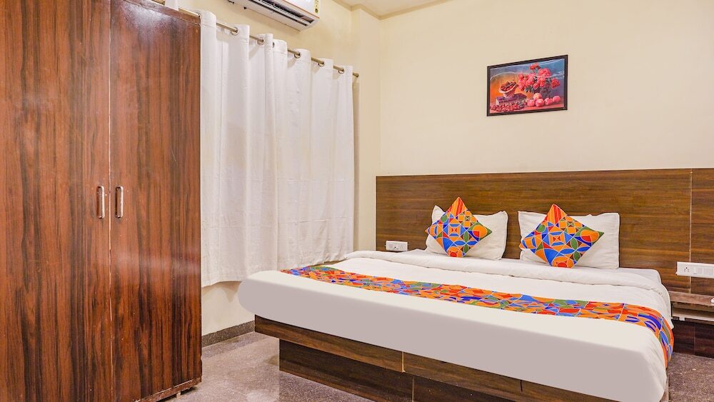 Индаур: Fabhotel Desire