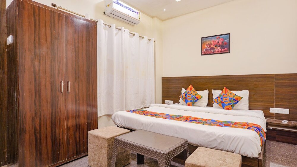 Индаур: Fabhotel Desire