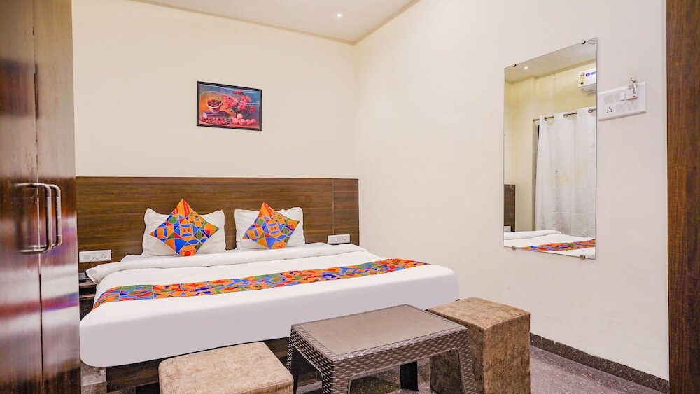 Индаур: Fabhotel Desire
