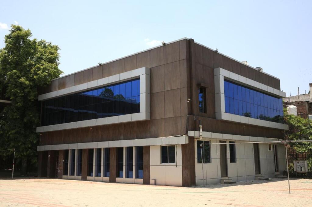 Индаур: Shri Ram Krishna Bagh Hotel