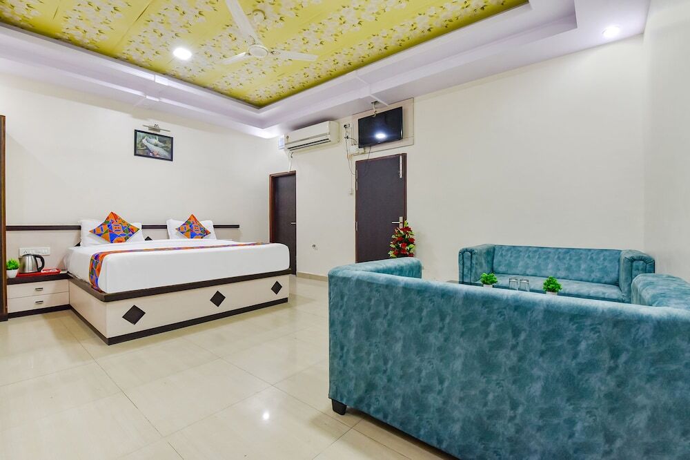 Джайпур: Fabhotel Pink Palace