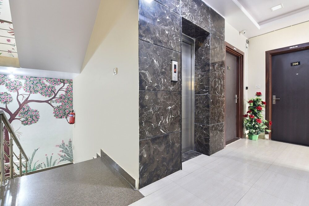 Джайпур: Fabhotel Pink Palace