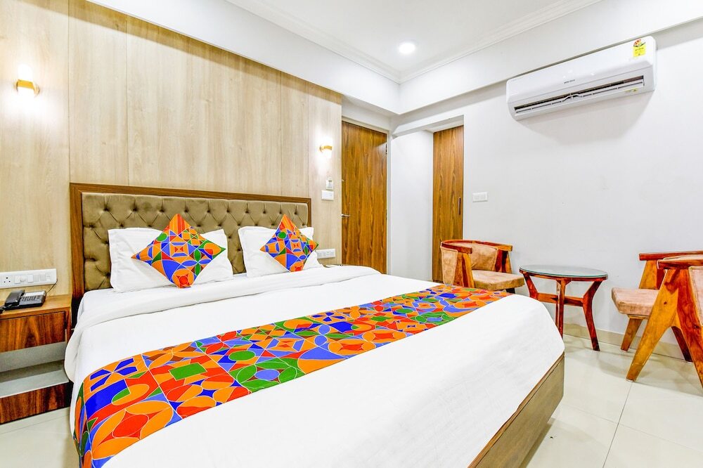 Джайпур: FabHotel Prime Shiv Mahima