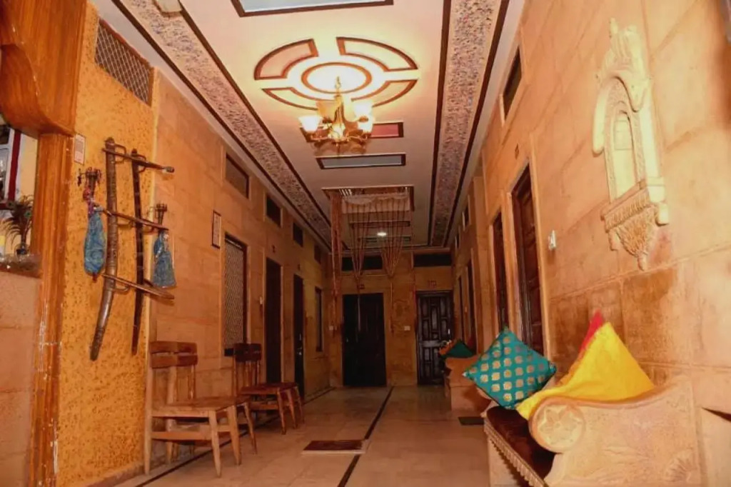 Джайсалмер: OYO 702858 Hotel Holiday Trip Haveli