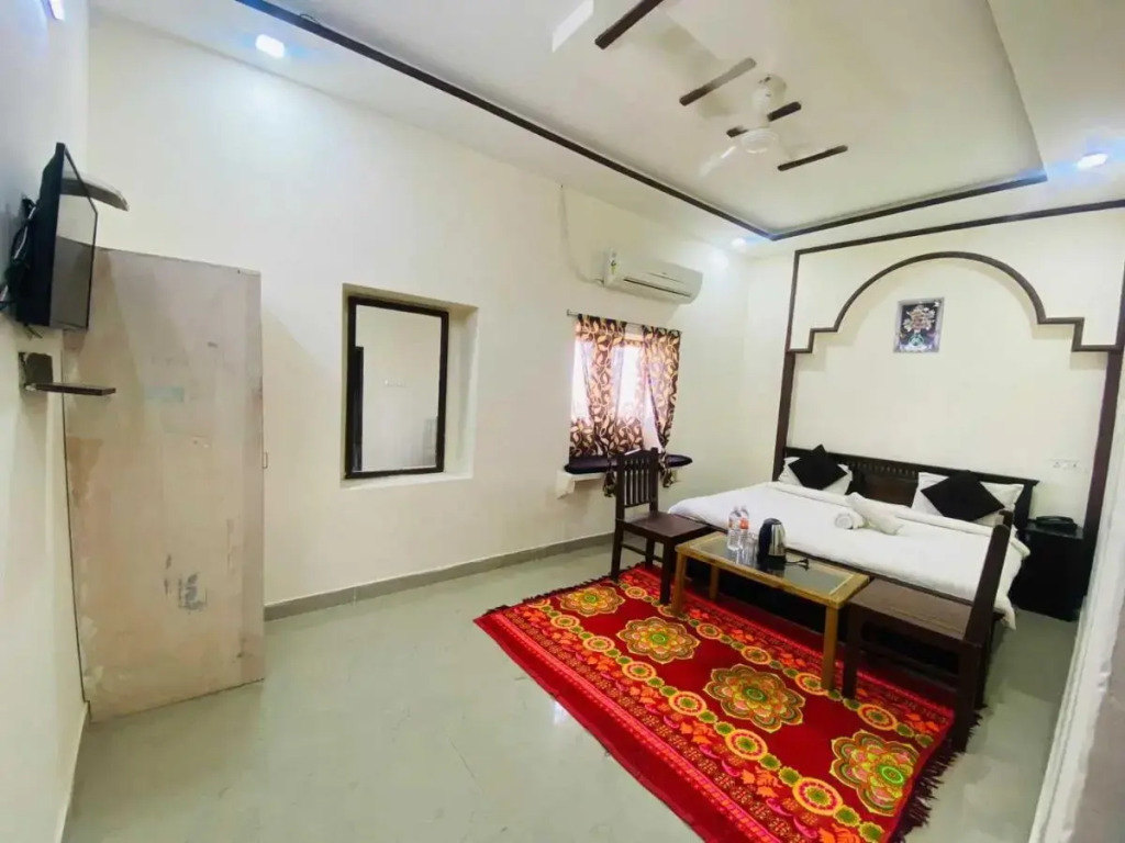 Джайсалмер: OYO 702858 Hotel Holiday Trip Haveli