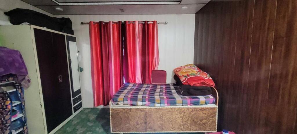 Катра: POP HOME 80545B Zohan Homestay