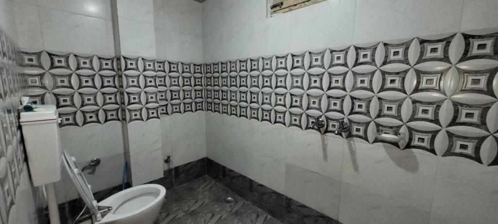 Катра: POP HOME 80545B Zohan Homestay
