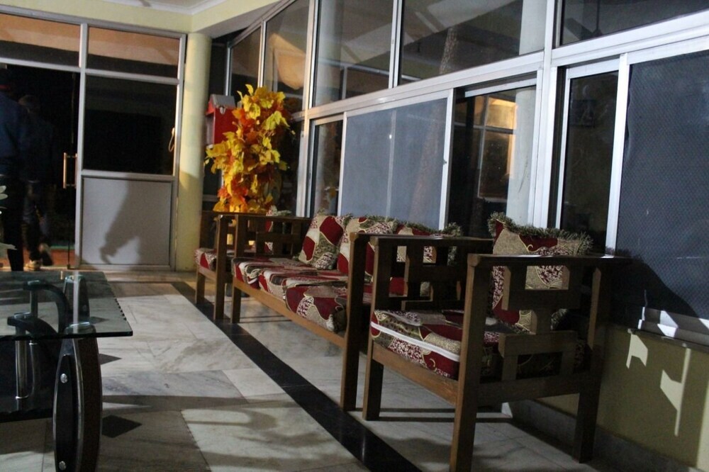 Наинитал: Hotel Oaktel