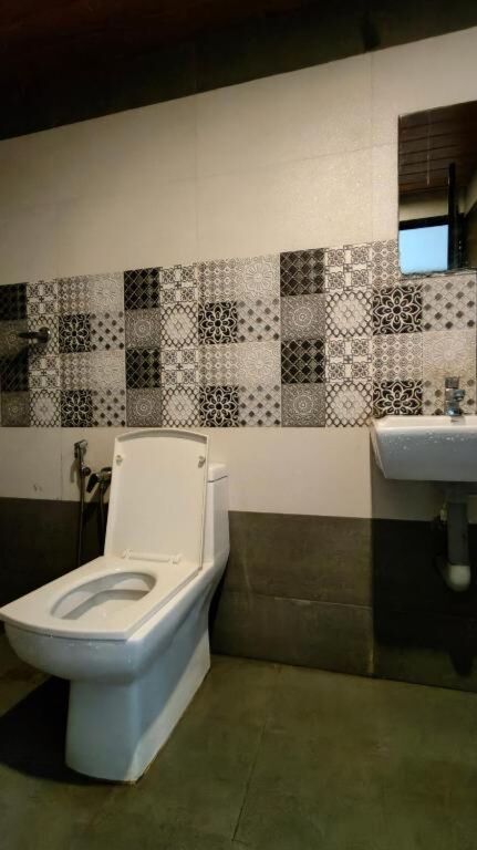 Паллипурам: PPH Living Khaleej Residency