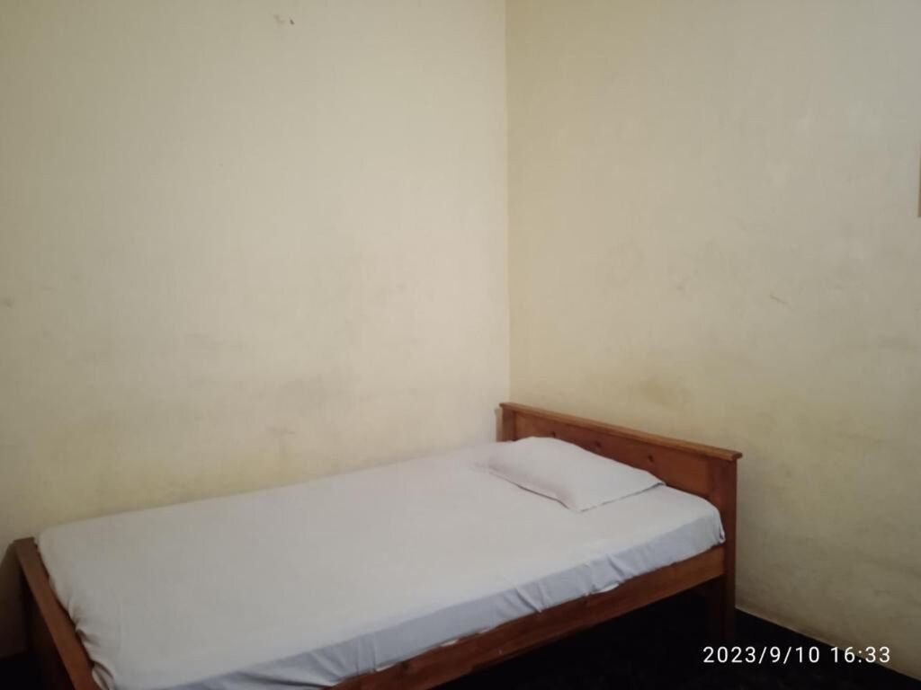 Паллипурам: Layali Ooty Transit Lodging