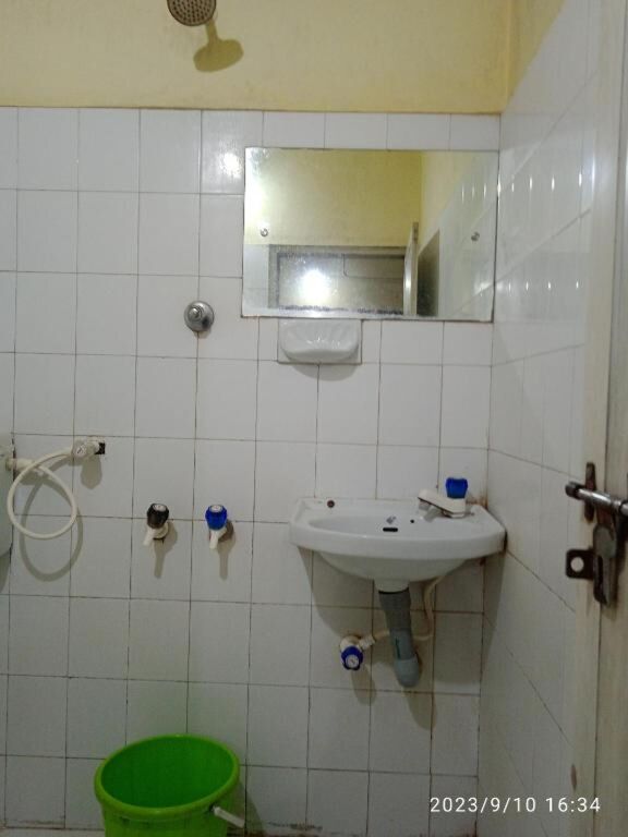 Паллипурам: Layali Ooty Transit Lodging