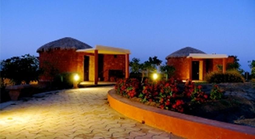 Khiyansaria: The Thar Oasis Resort & Camps