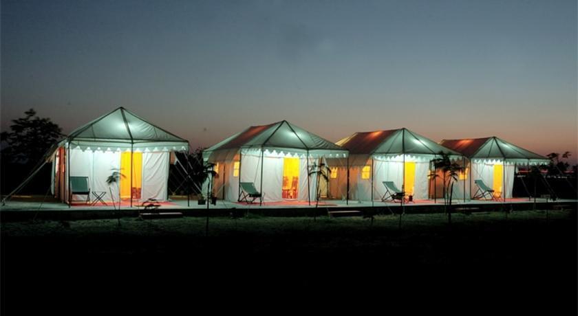 Khiyansaria: The Thar Oasis Resort & Camps