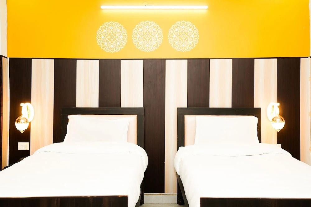 Гуруграм: Fabhotel Tanvi Premium