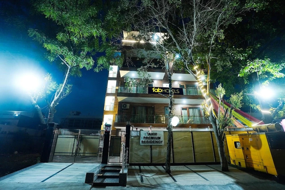 Гуруграм: Fabhotel Tanvi Premium
