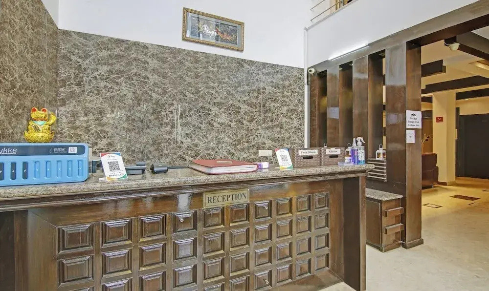 Гуруграм: Hotel Blue Moon Residency Near Huda Metro station