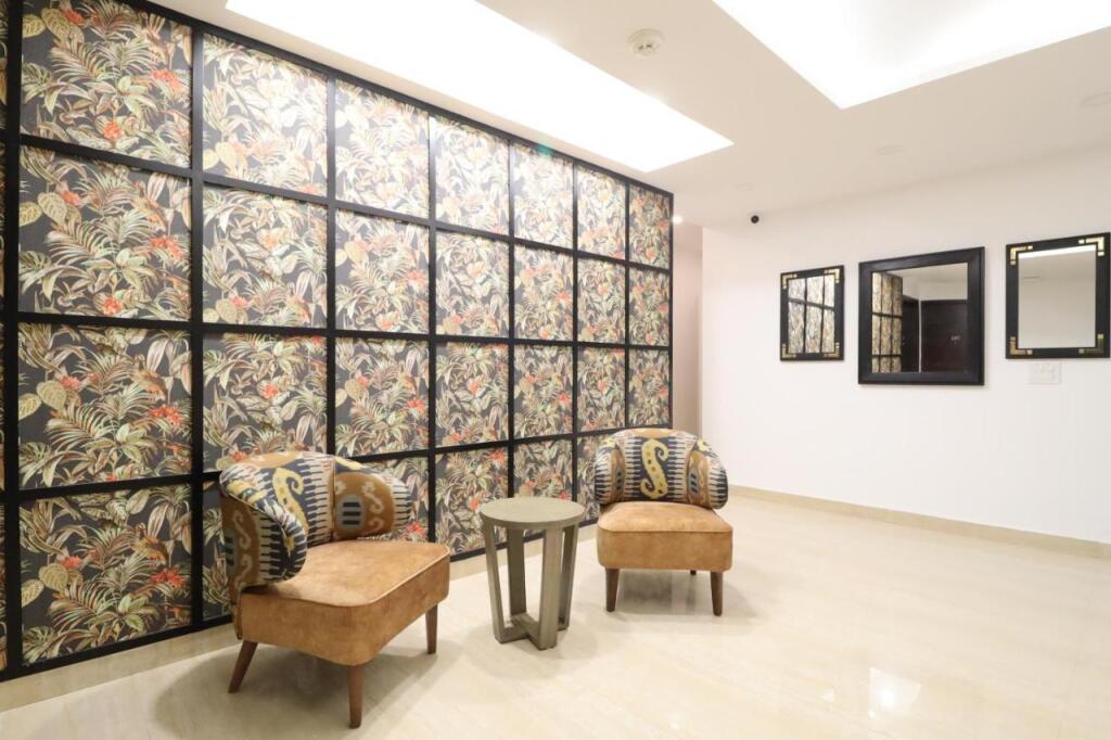 Гуруграм: Ahuja Residency City Centre