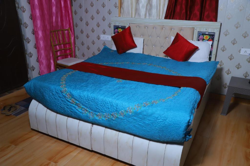 Крепость Jhansi: Hotel Krishna Manu Palace Orchha