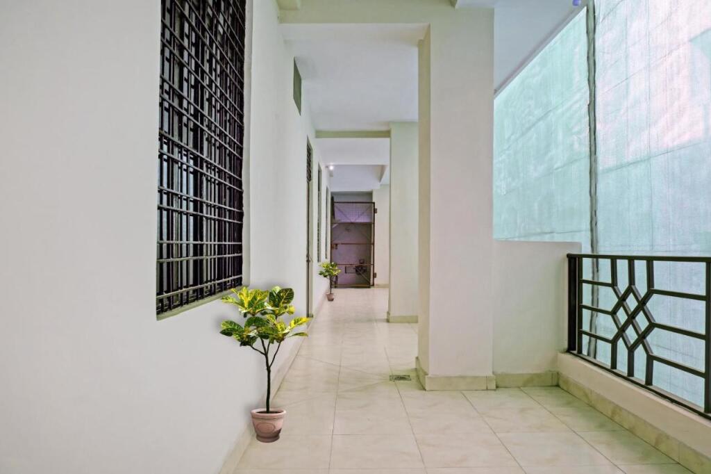 Джуси: OYO Flagship 806669 Hotel Kadambari