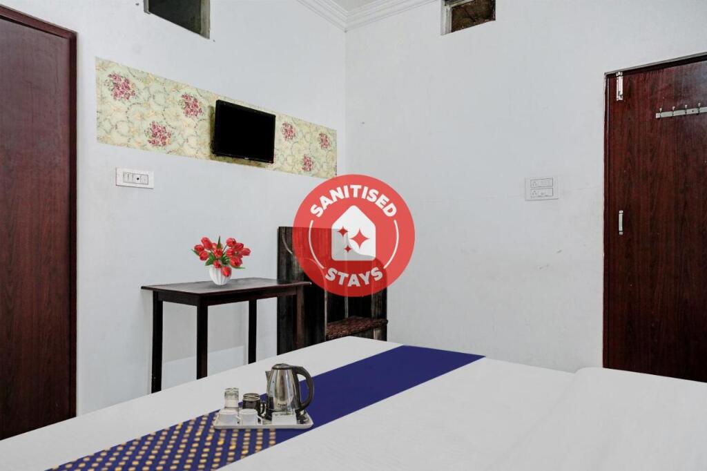 Джодхпур: SPOT ON 703705 Hotel Srb