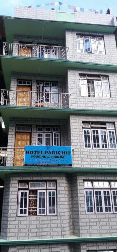 Пеллинг: Hotel Parichit