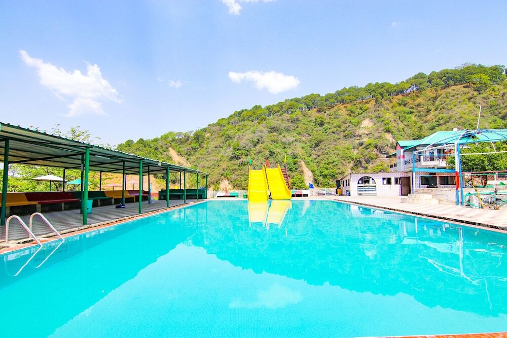 Кангра: Fabhotel Prime Wonder World Resort