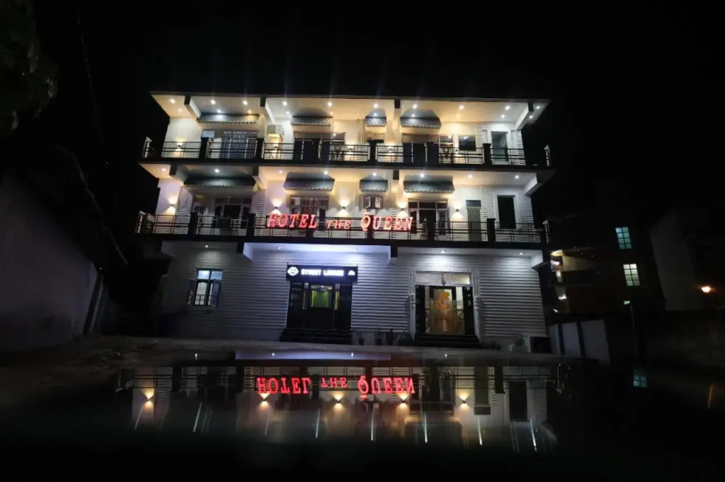 Кангра: Hotel The Queen by Jal's