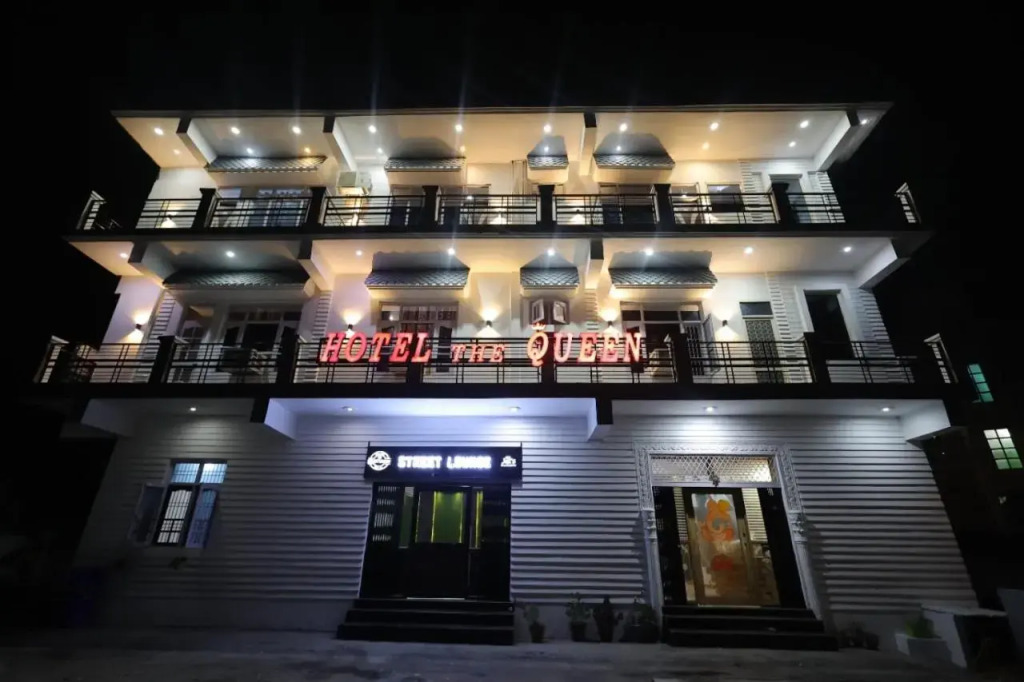Кангра: Hotel The Queen by Jal's