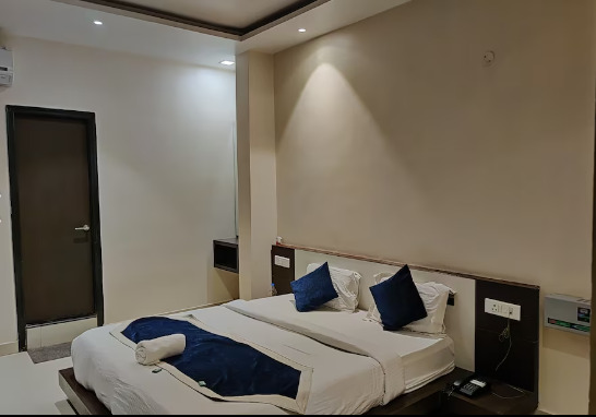 Канпур: New Hotel Sanjay