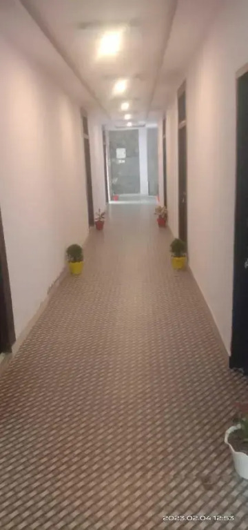 Канпур: OYO 808246 Hotel Nandan Palace